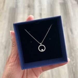 New Swarovski silver pendant necklace